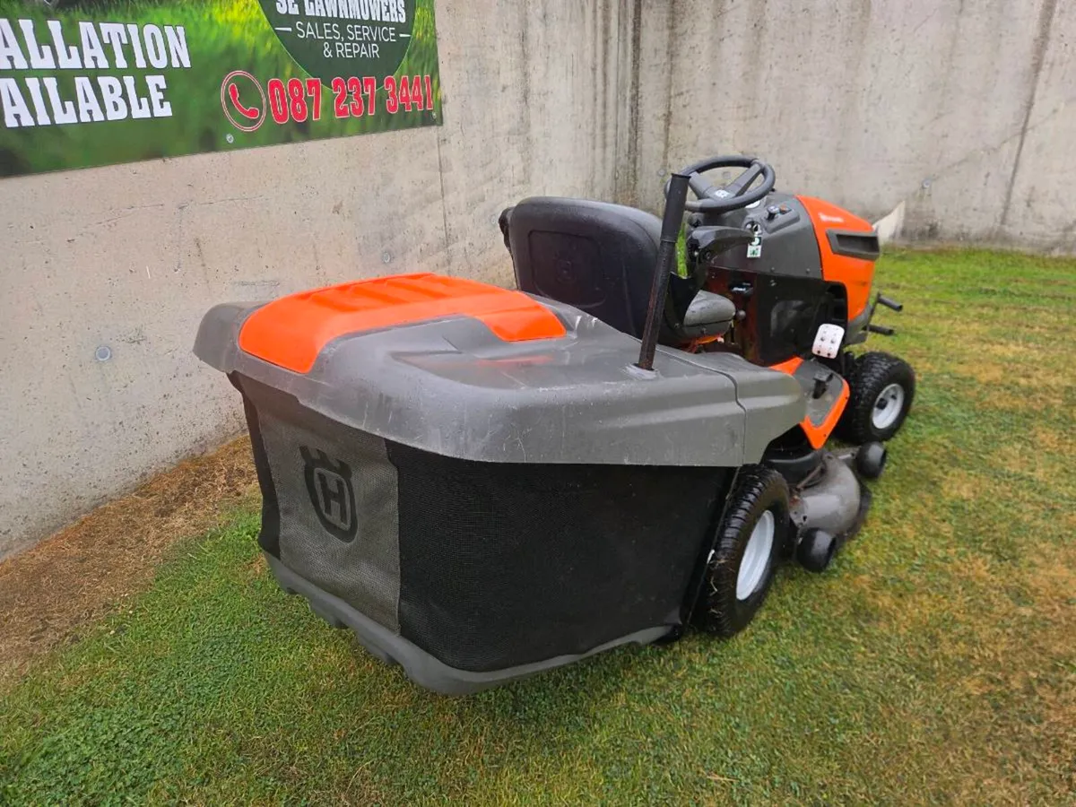 Husquvana lawnmower for sale - Image 3