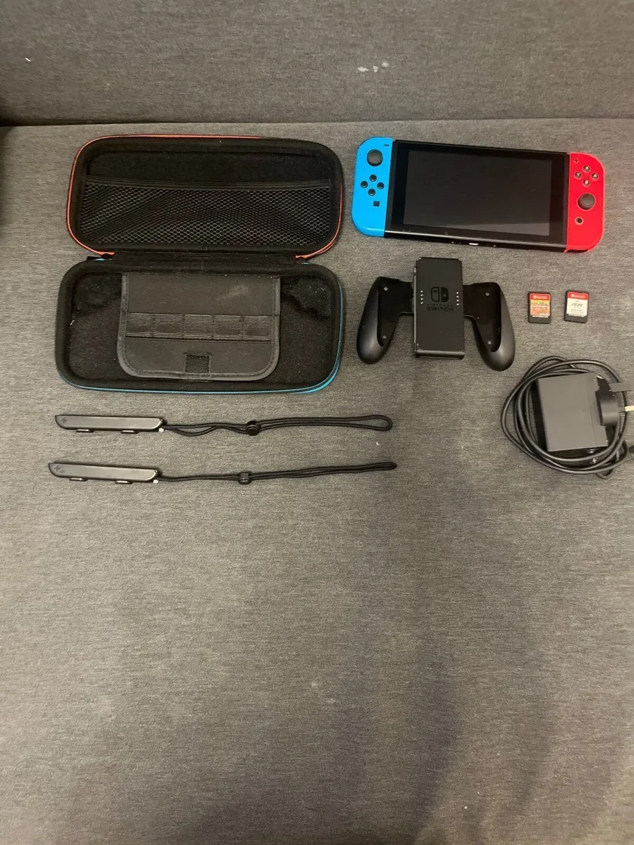Nintendo switch - Image 1