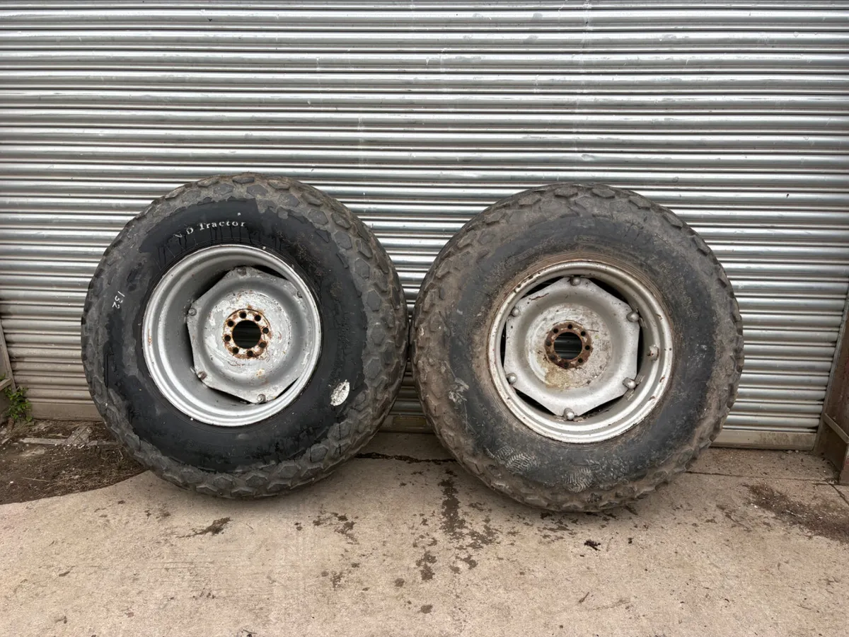 Grass wheels for 135 - Image 1