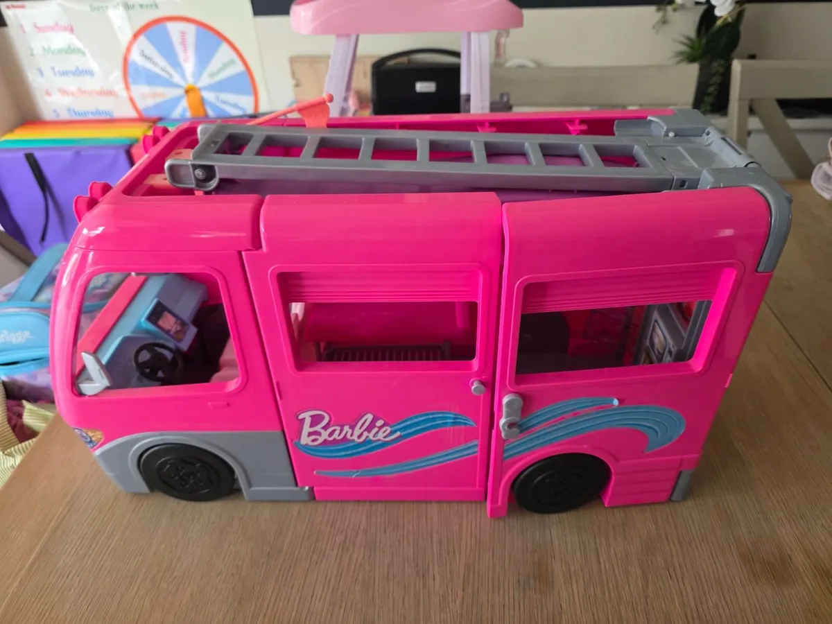 Barbie Adventure Camper - Image 1