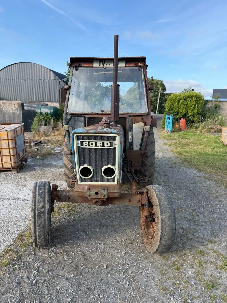 Ford 4600 - Image 2