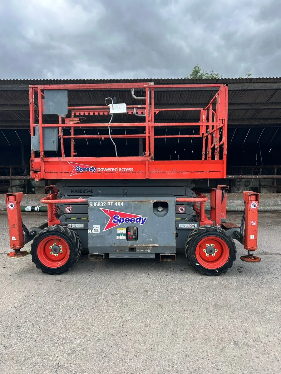 Skyjack SJ6832RT - Image 1