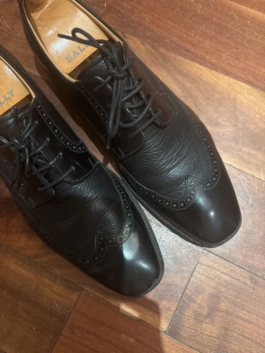 Reduced - Classic Barker Black Leather Comfort Gel Zone Laced Shoes - Size 10 - Image 3