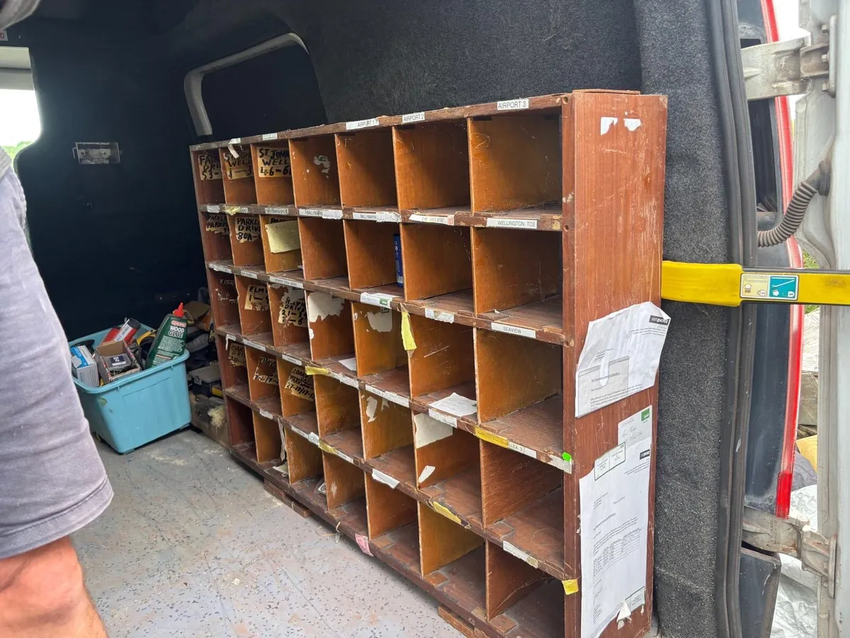 Post office sorting tables - Image 3