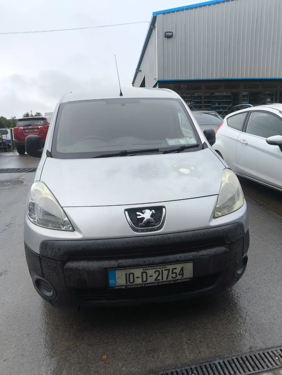 Peugeot Other 2010 - Image 1