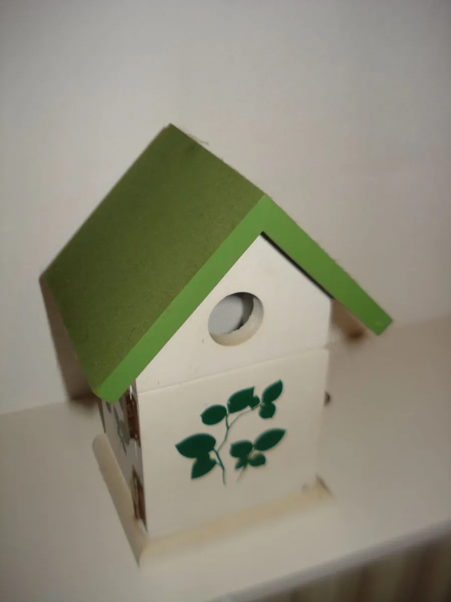 HANDCRAFTED WOODEN SMALL BIRD HOUSE. - Image 1