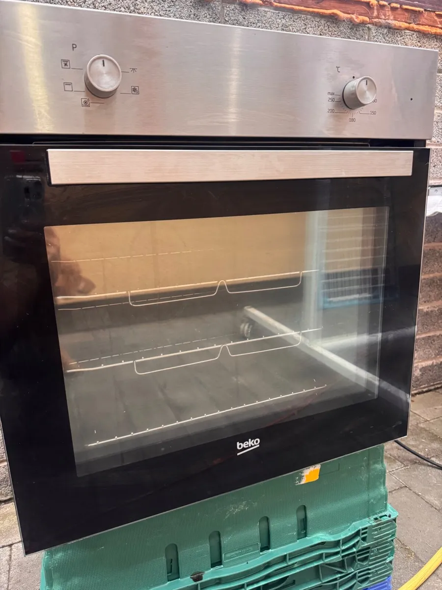 Oven & Hob for Sale – Good Condition - Image 2