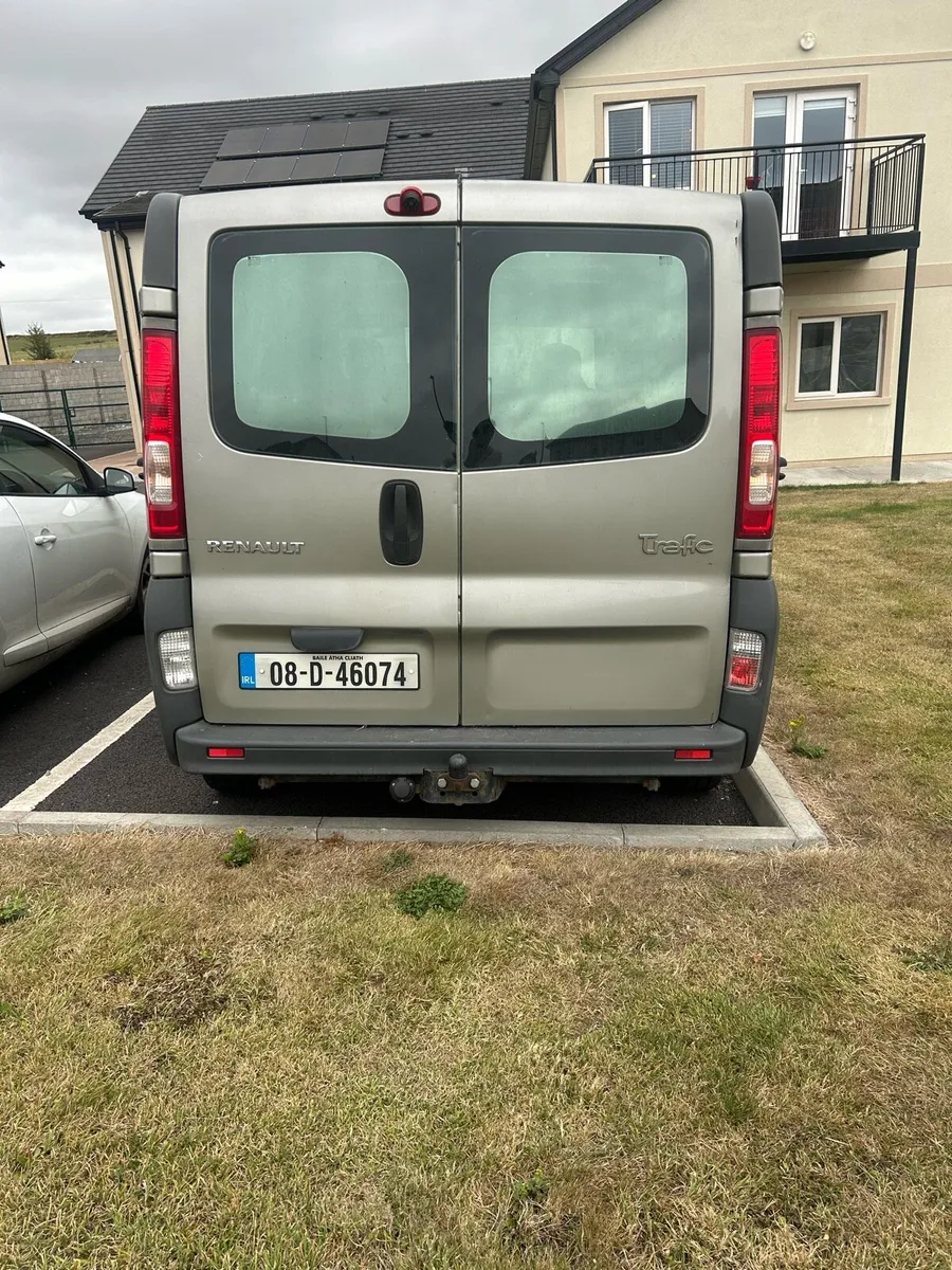 2008 Renault Trafic 2.0 dCi 115 – 3 Seater - Image 2