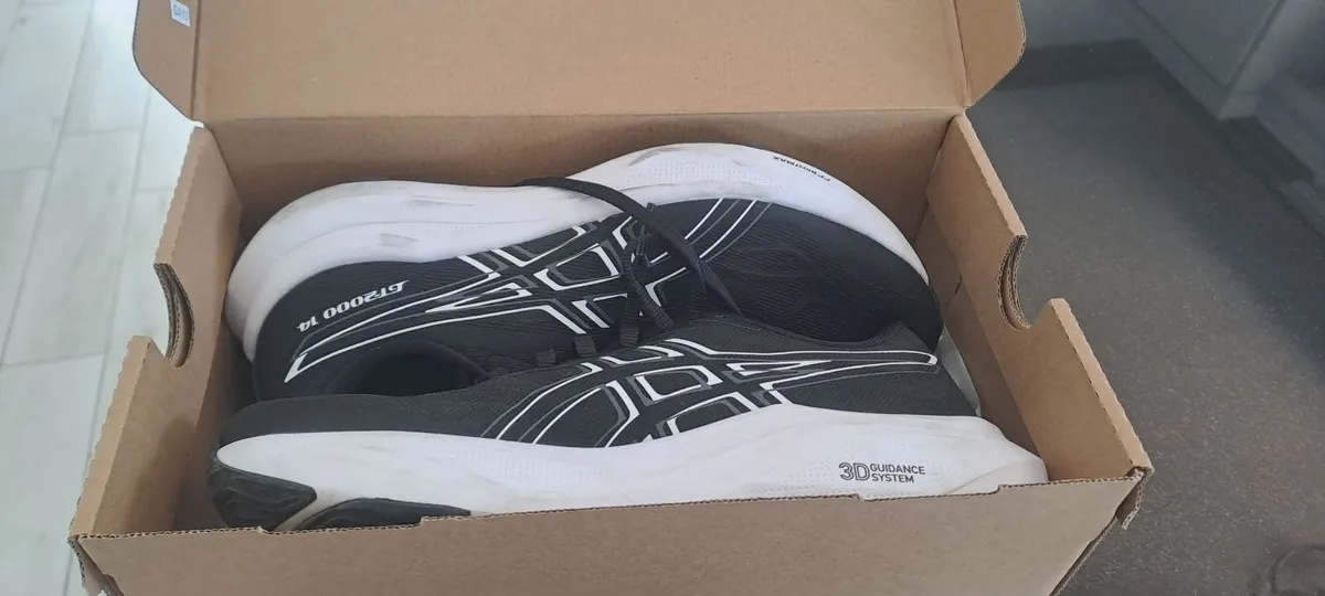 Asics GT 2000 Runners - Image 3