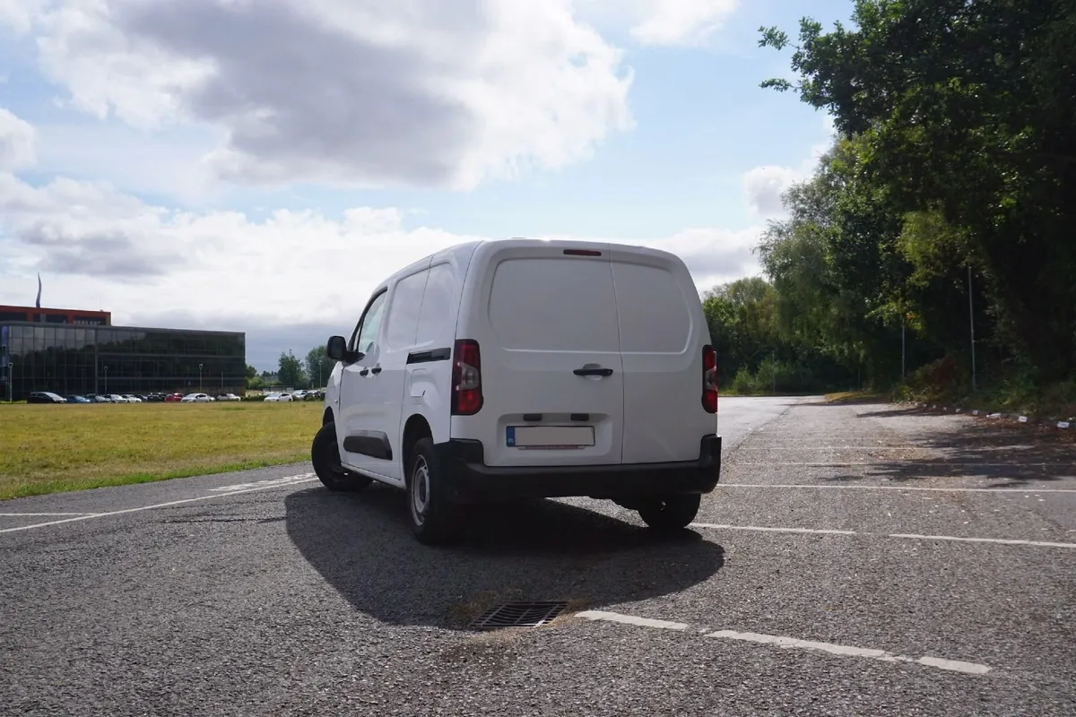 212 Peugeot Partner - Low Mileage - One Owner - Image 4