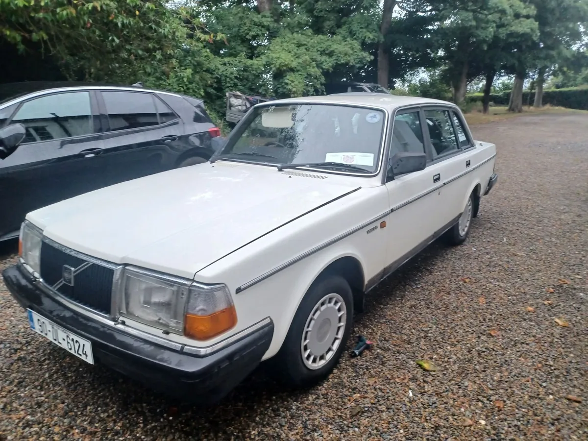 Volvo 240 Series 1990 - Image 3