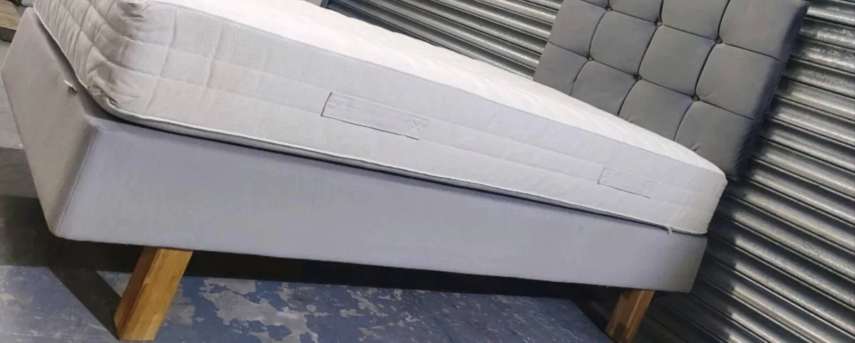 Single beds - Image 3