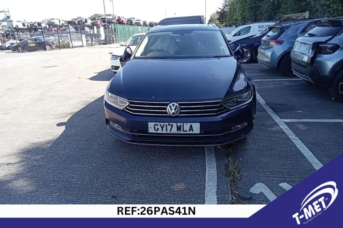 2017 VOLKSWAGEN PASSAT BREAKING FOR PARTS - Image 1