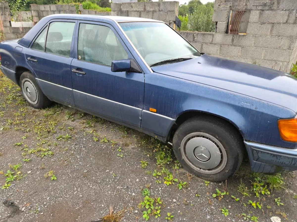 Mercedes 300d  mercedes e230 - Image 1