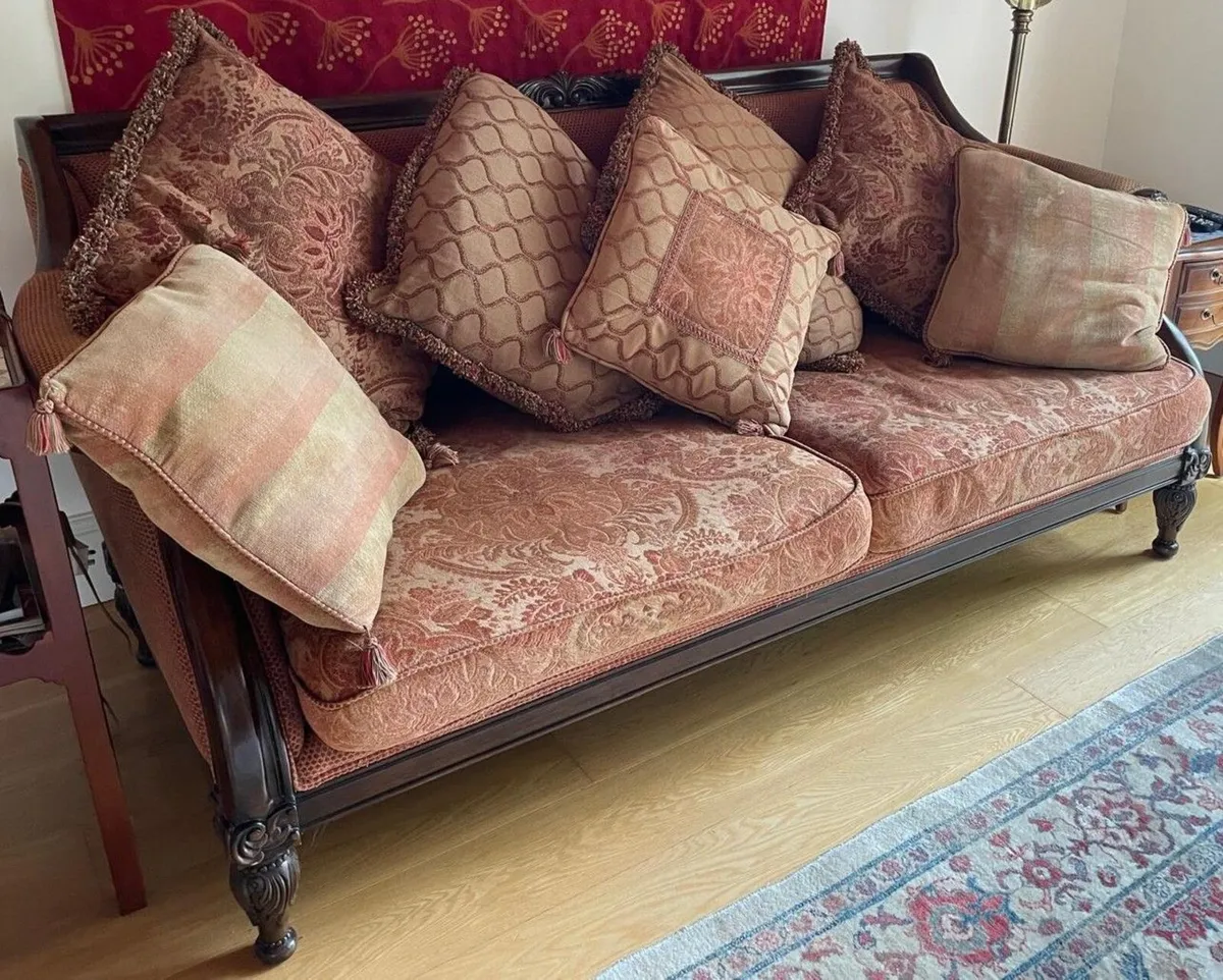 Elegant Traditional 3-Seater Sofa | Solid Hardwood - Image 1