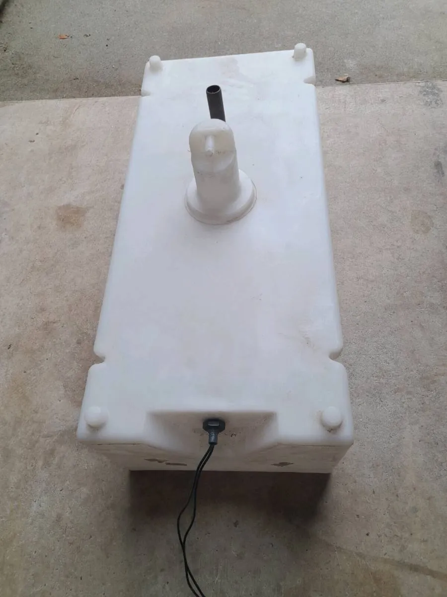 Camper water tank - Image 2