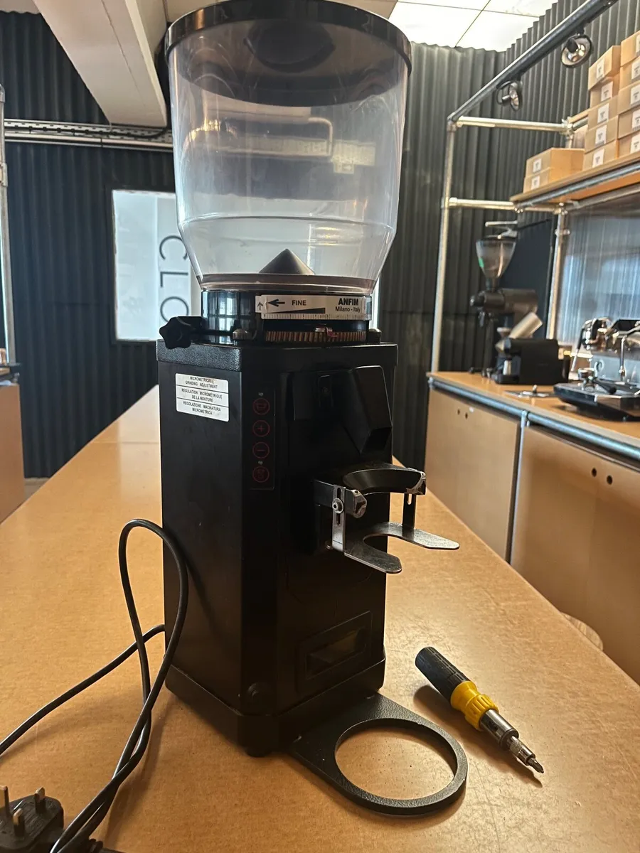 Coffee Bean Commercial Grinder - Image 2