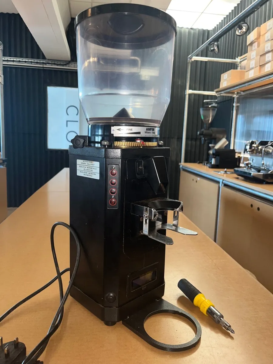 Coffee Bean Commercial Grinder - Image 4