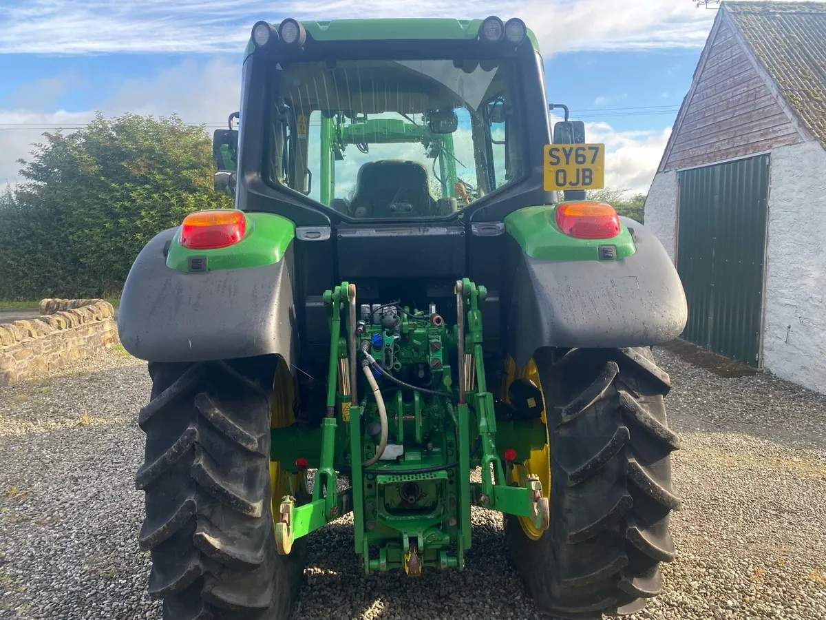 John Deere 6110M 2017 - Image 3