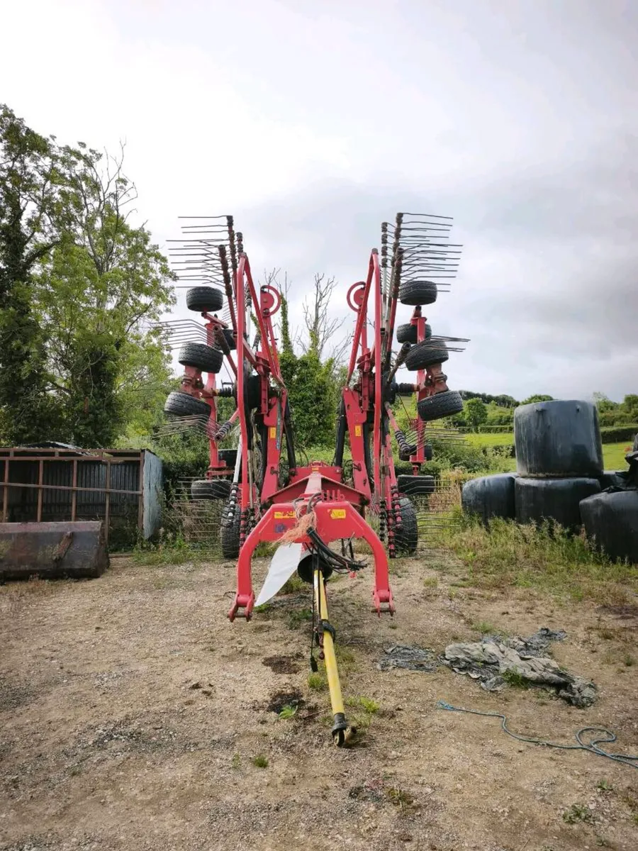 Lely Hibiscus 915 CD Vario - Image 1