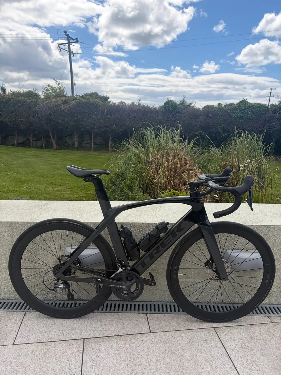 Trek Madone SL6 M/L 56cm - Image 2