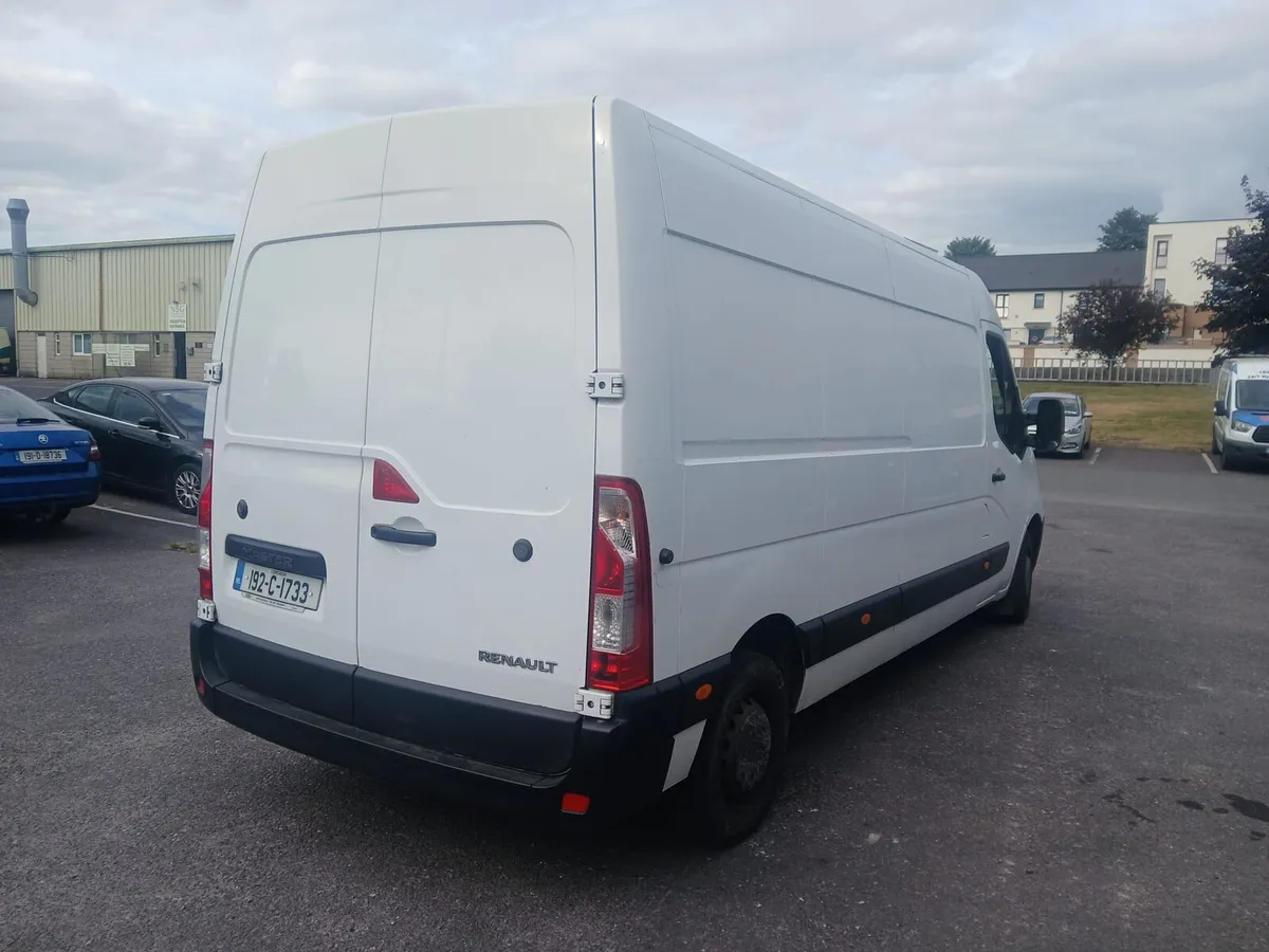 Renault master 2.3 diesel 2019 - Image 4