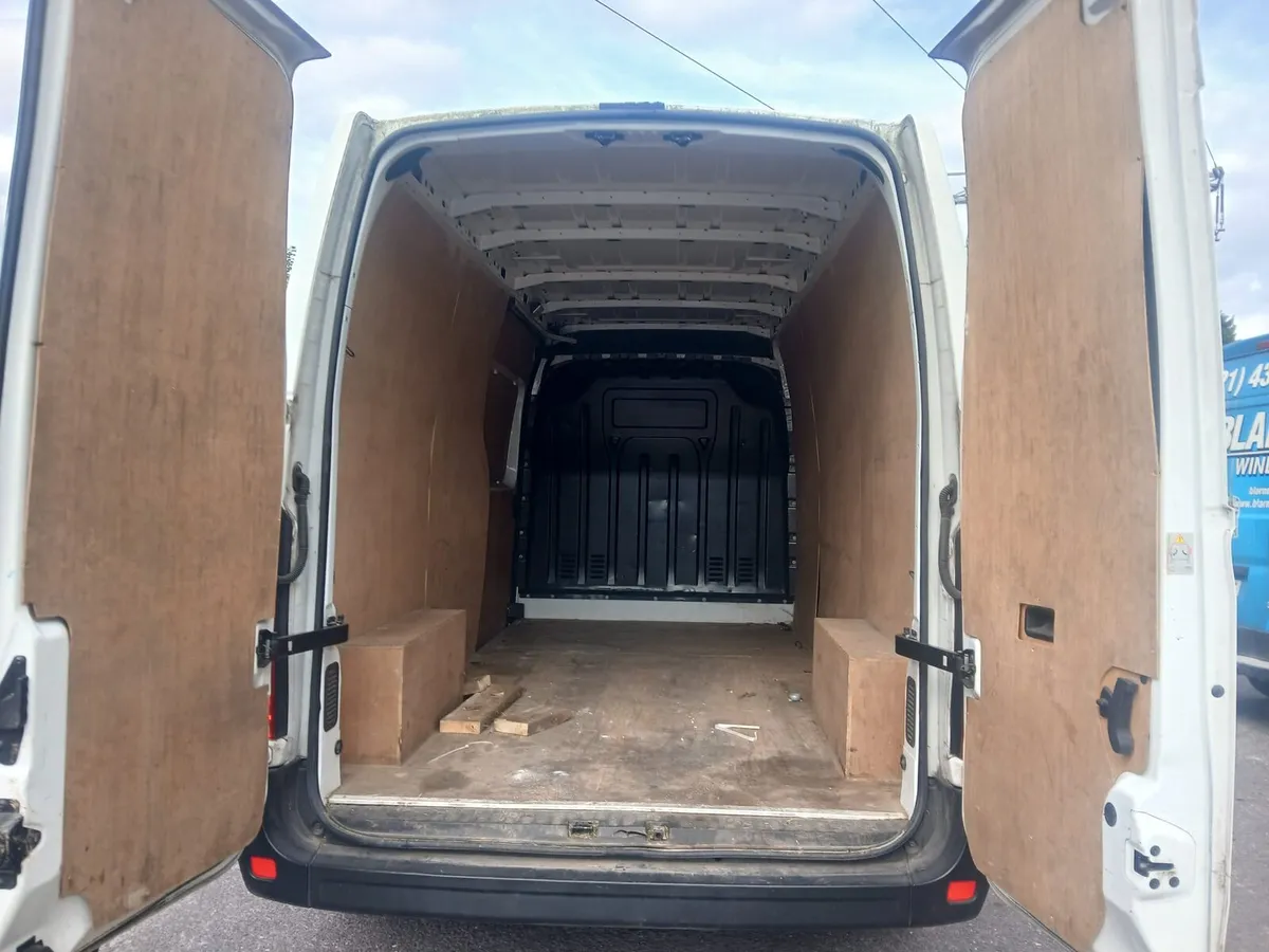 Renault master 2.3 diesel 2019 - Image 3