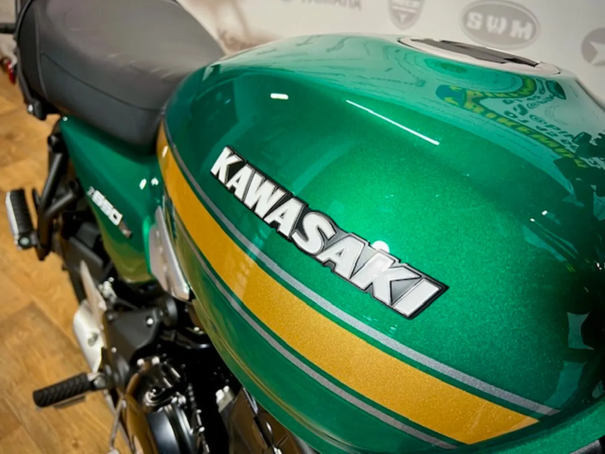 PRE-OWNED Kawasaki Z650RS 2026 - Image 4