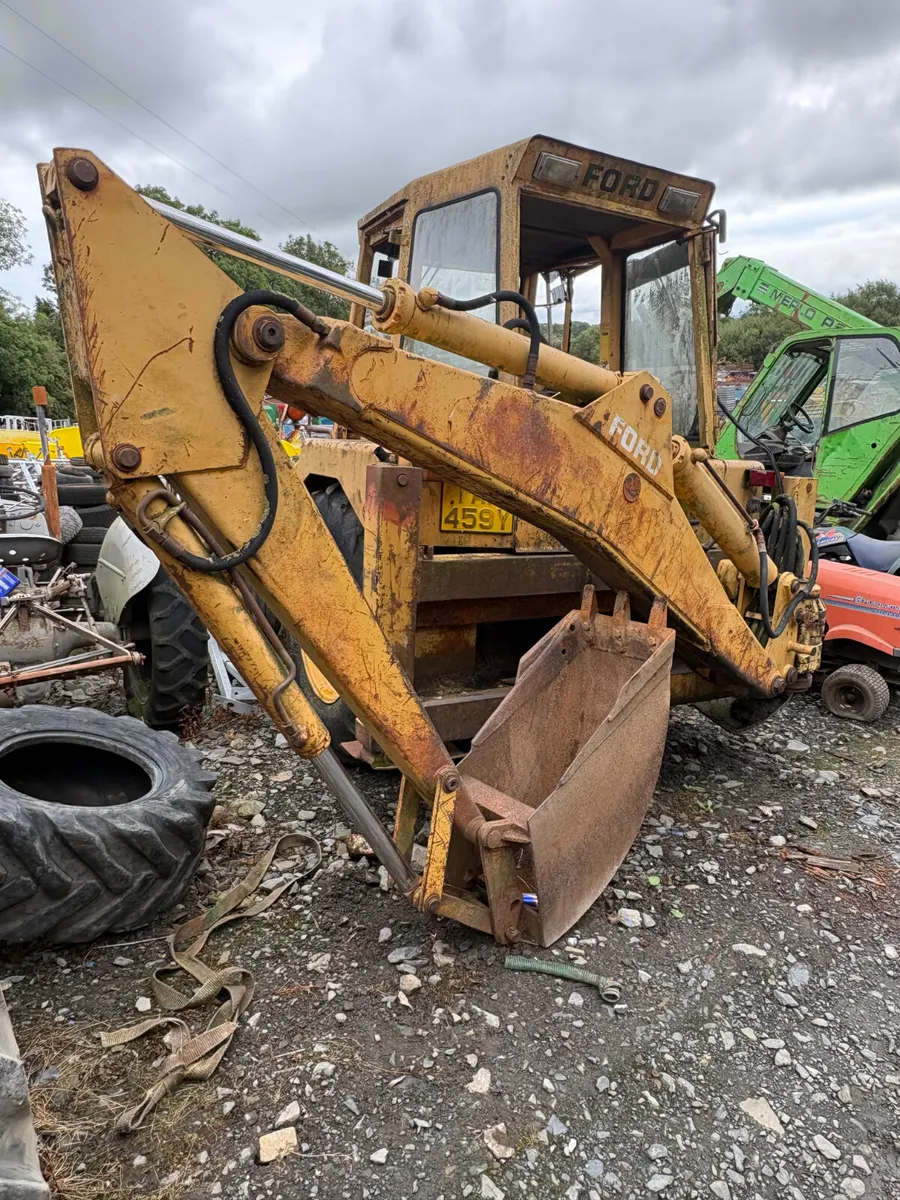Ford 550 digger - Image 2