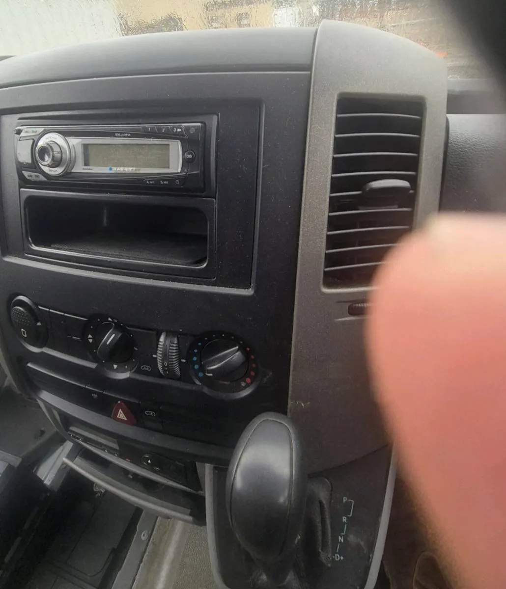 Mercedes sprinter twin wheel  Automatic - Image 2