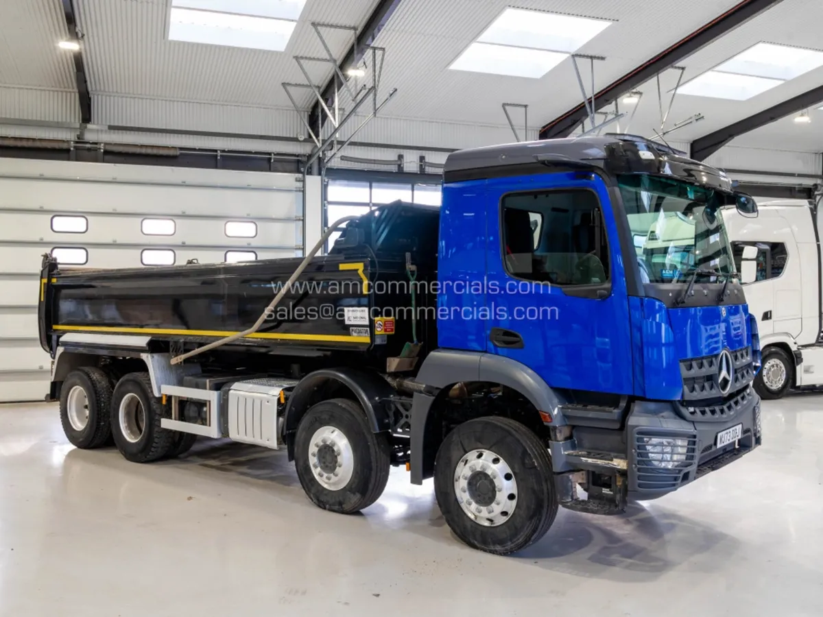 2024 MERCEDES AROCS 3240 TIPPER - Image 3
