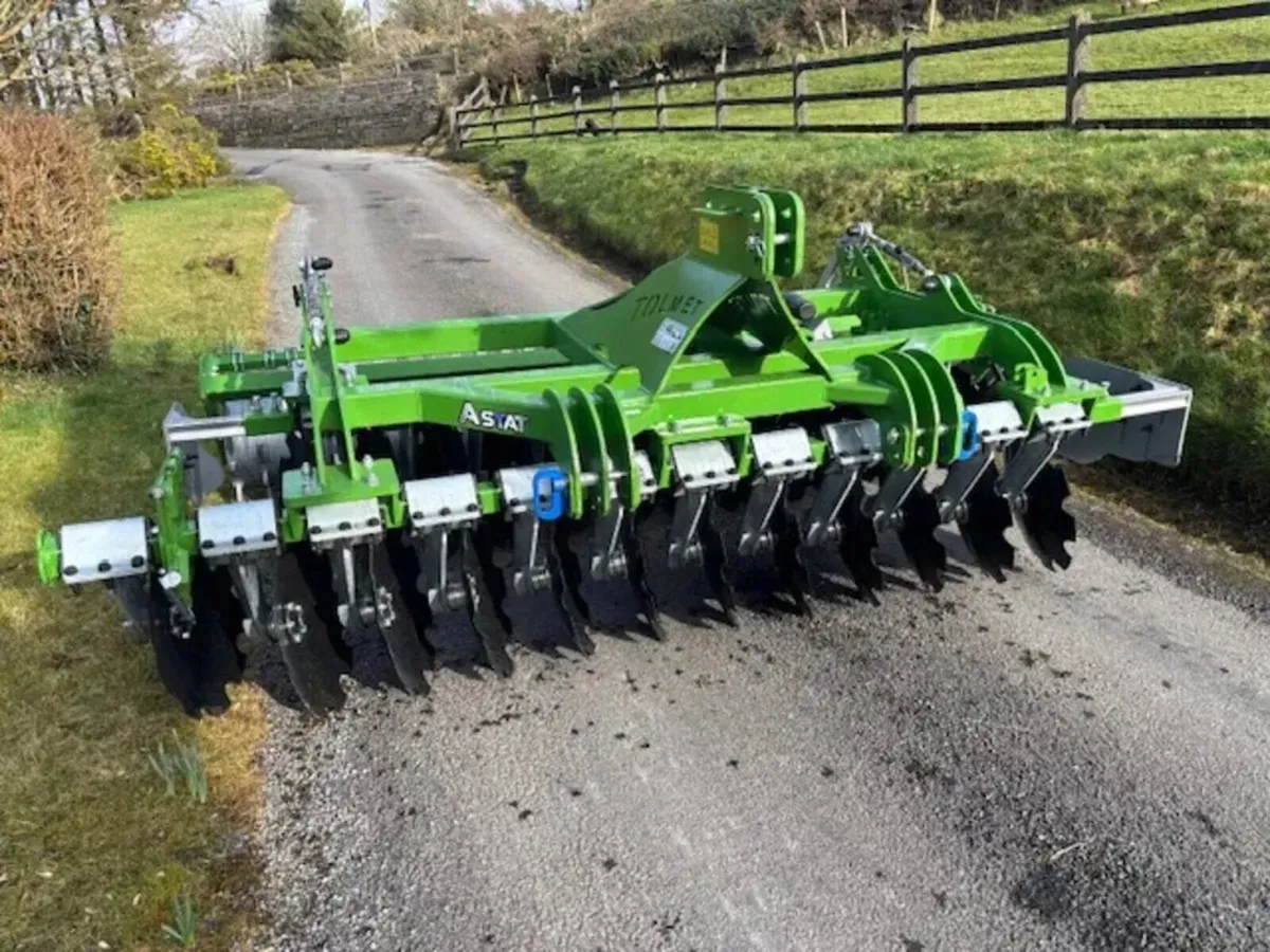 Tolmet 3 Metre Astat Disc Harrow C/W Packer Roller - Image 2