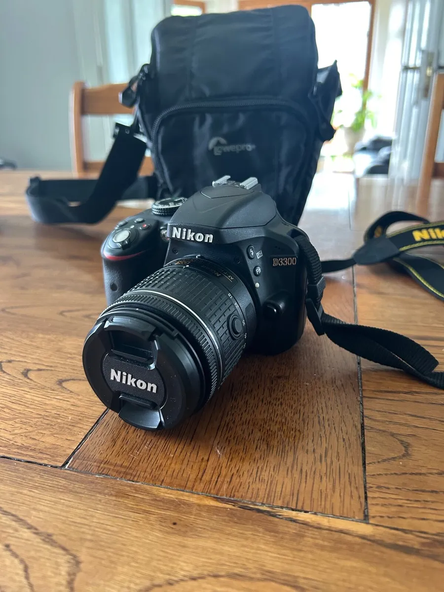 Nikon D3300 DSLR Camera Bundle – €300 - Image 1