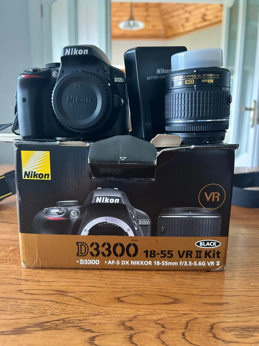 Nikon D3300 DSLR Camera Bundle – €300 - Image 2