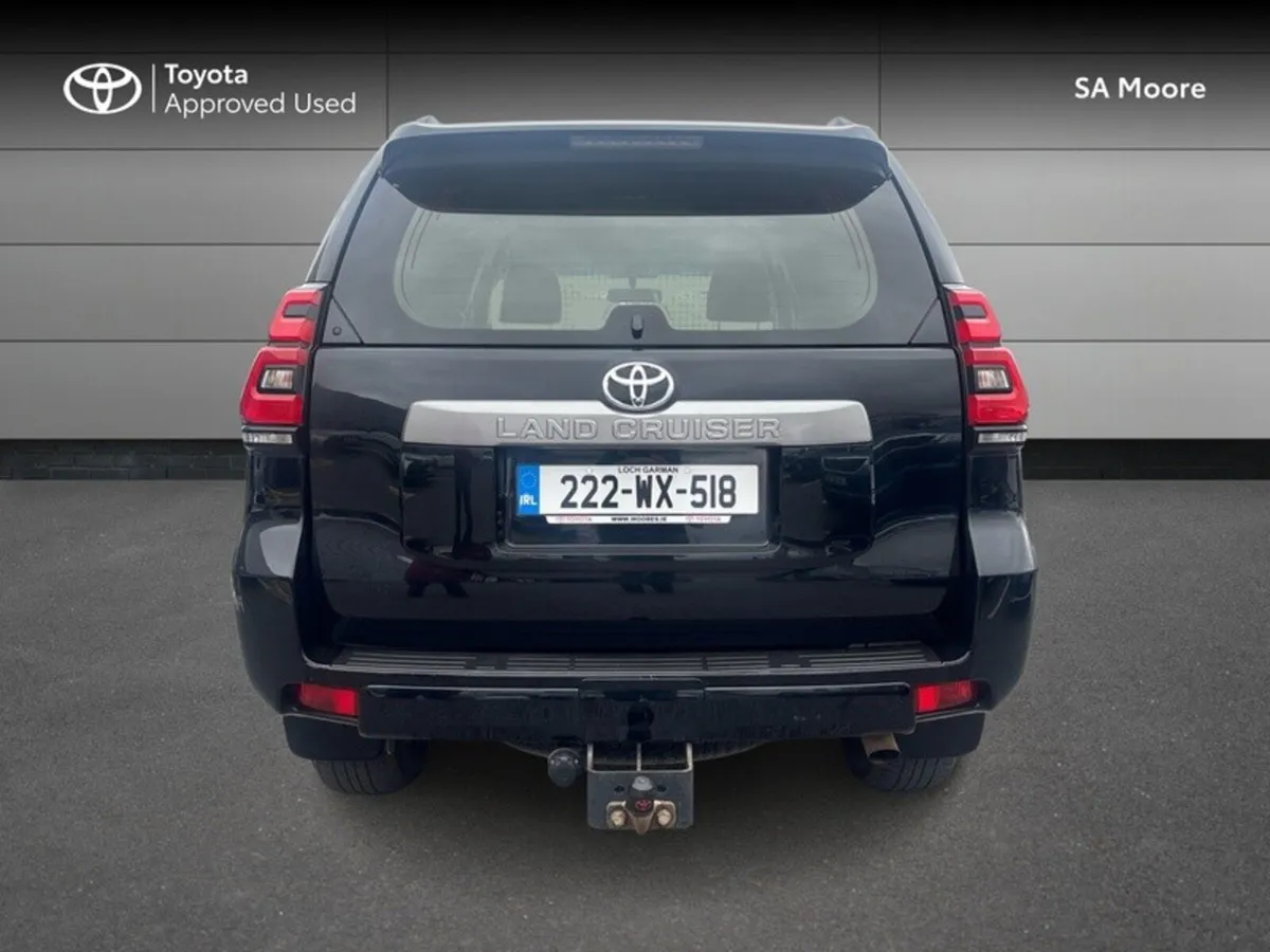 Toyota Land Cruiser LWB AUTO with VAT - Image 4