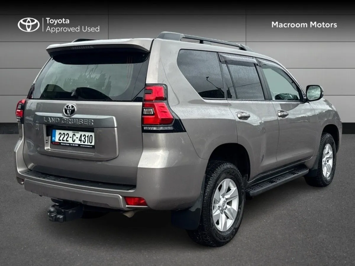 Toyota Land Cruiser LAND CRUISER LWB, ONLY 40,000! - Image 2