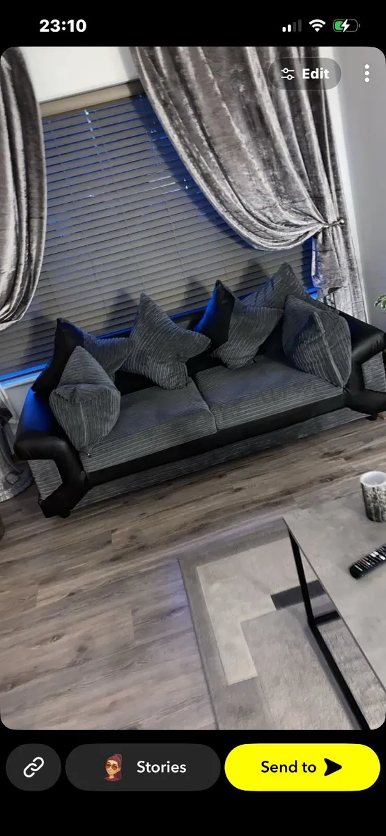 Sofa - Image 3