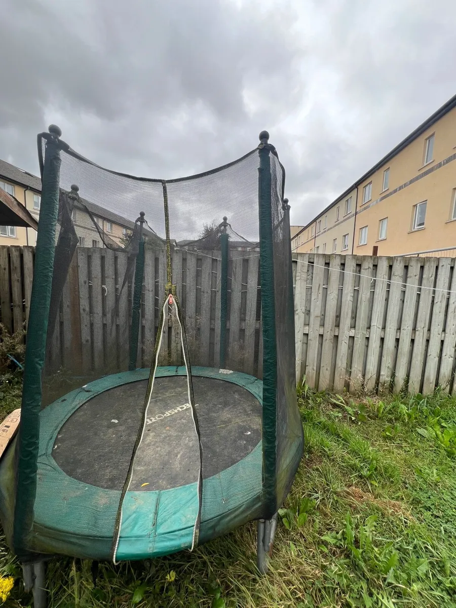 trampoline - Image 1