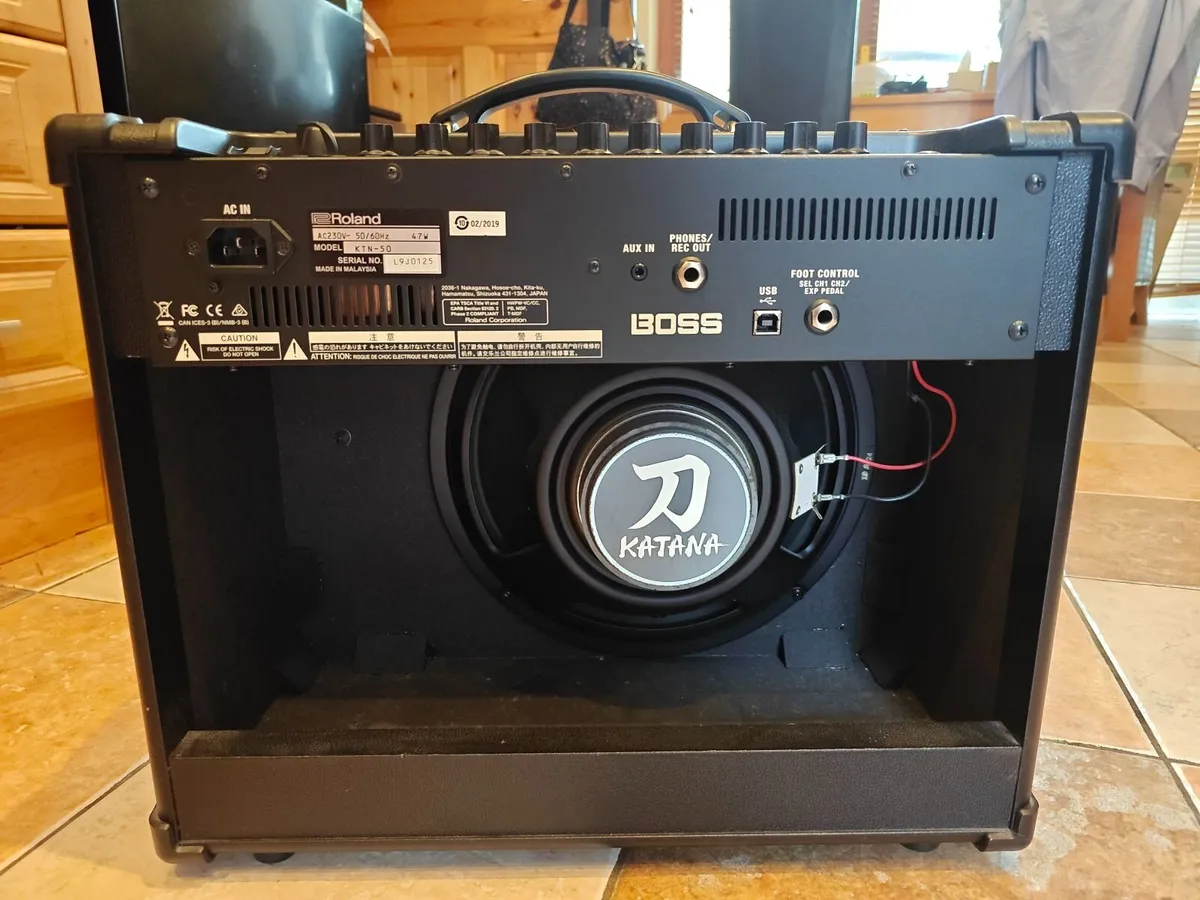 Guitar Rig Bundle: Boss Katana 50W Gen 1 + Zoom G3 - Image 3