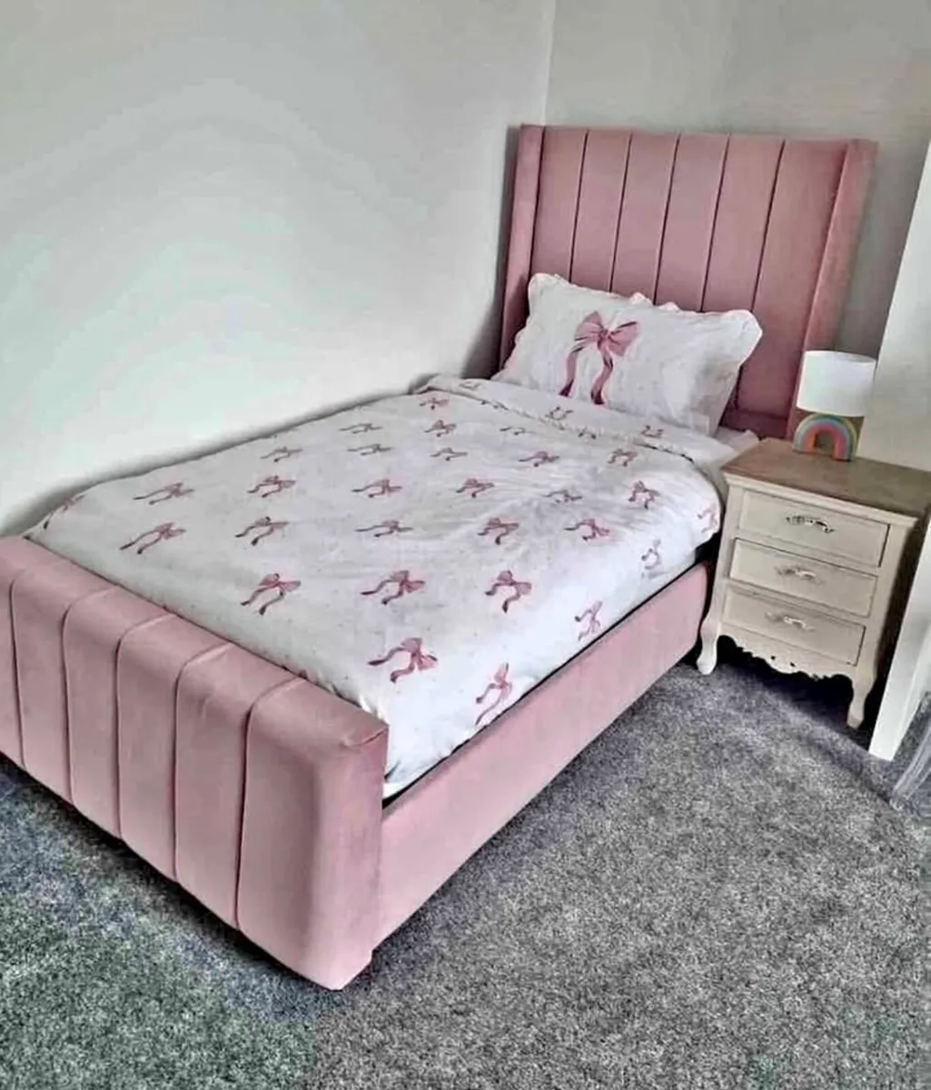 Beds - Image 4