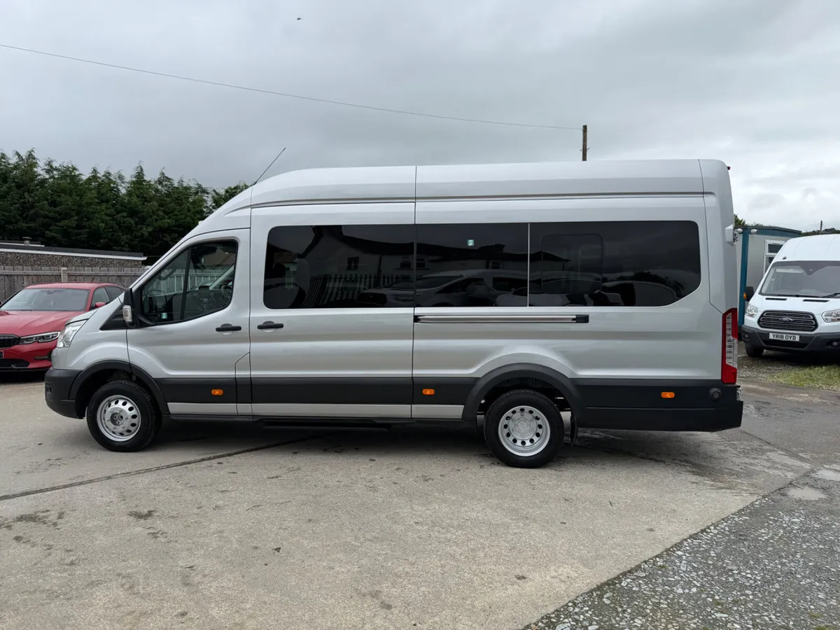 2021 FORD TRANSIT 17 SEAT TREND BIG SCREEN - Image 4