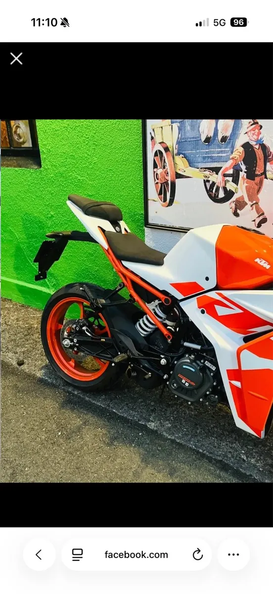 Motorcycle - Image 4
