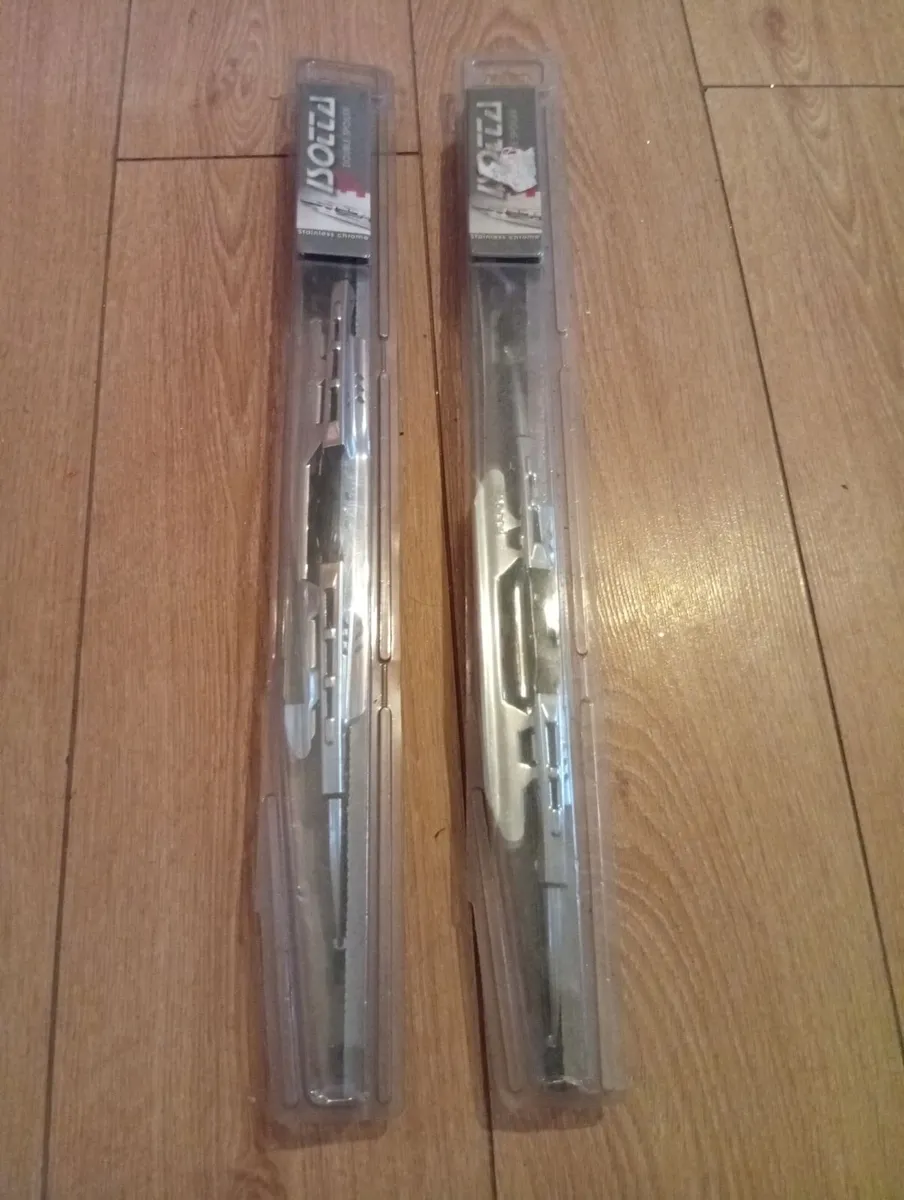 Brand New Italian Chrome Car Wipers Blades Set - Image 4