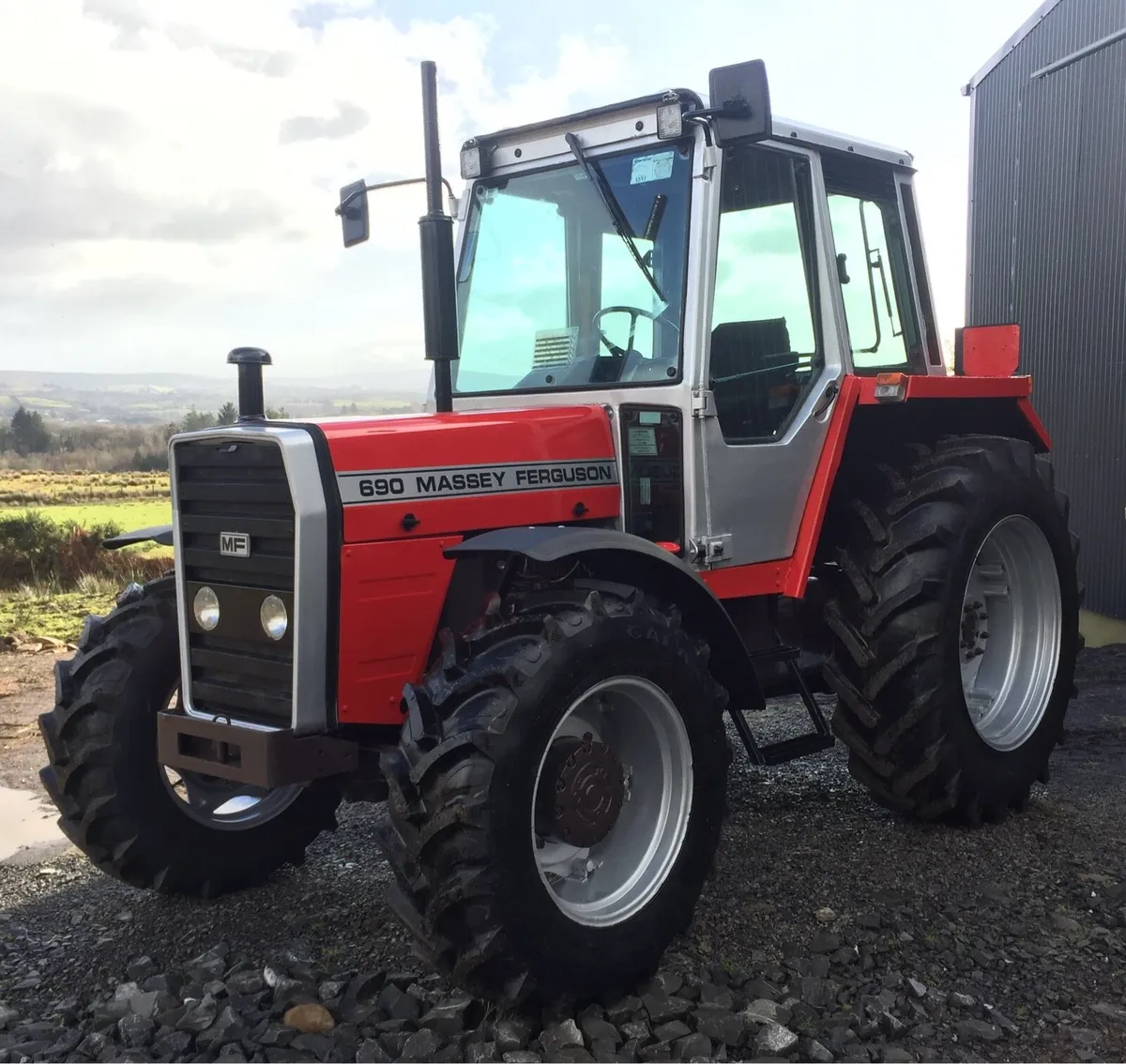 Massey Ferguson 690 - Image 2