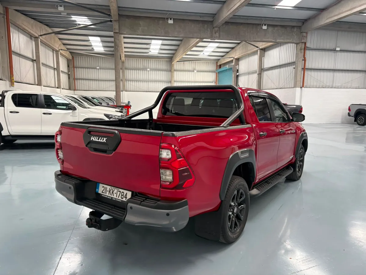 Toyota Hilux 2021 - Image 4