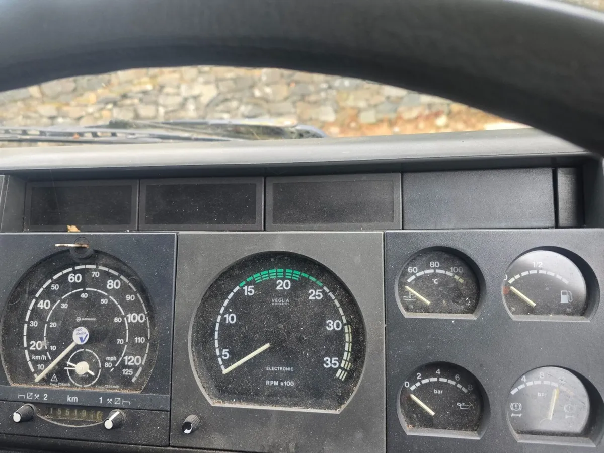 💥💥  7.5 ton Horsebox 2000 Iveco, tilt cab 💥💥 - Image 1