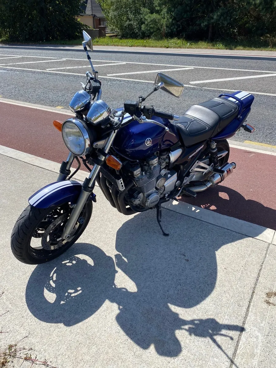 YAMAHA XJR1300  2005 - Image 4