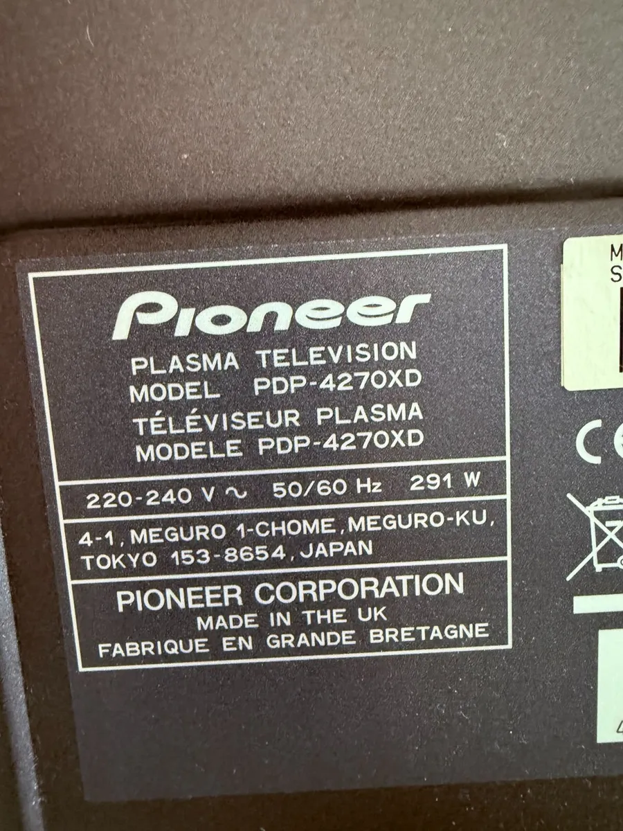 Free Television - Pioneer 42" Plasma - Image 2