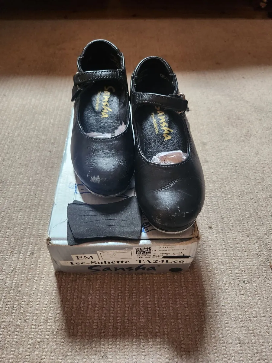 Childrens Tap Dance shoes, size 11.5 - Image 1