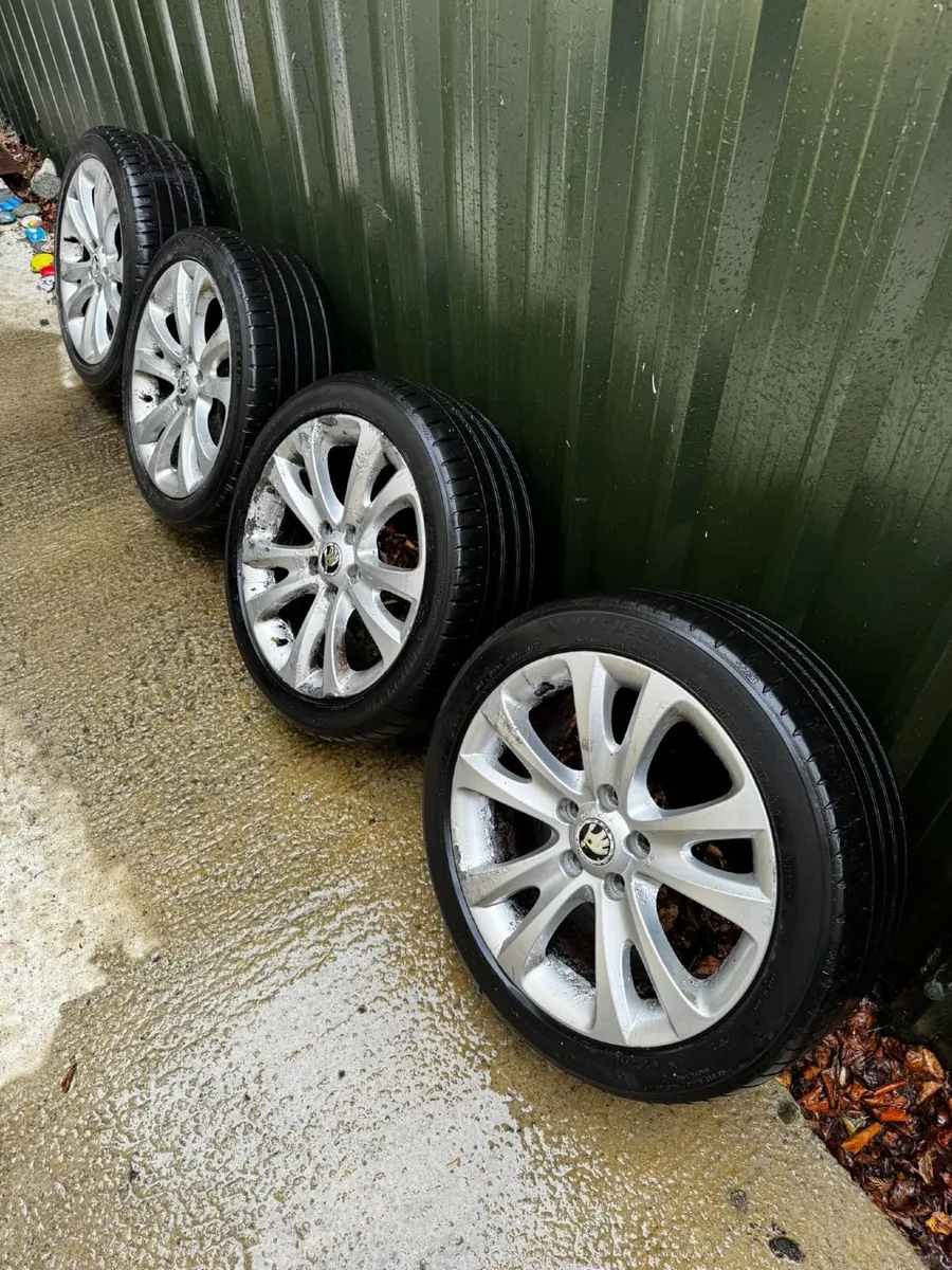 Genuine 17" Škoda Alloys + Michelin Pilot Sport 5s - Image 2